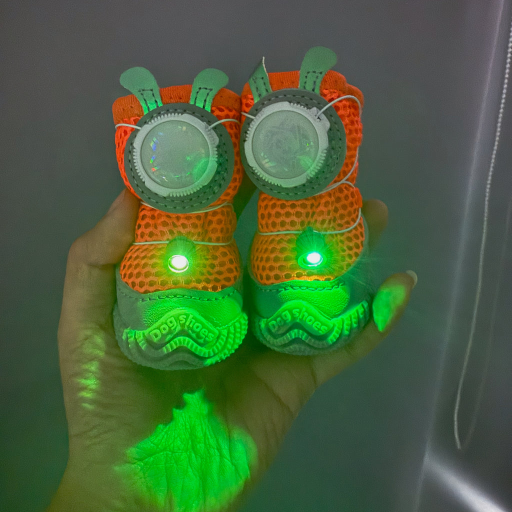 2026 Glowing Dog Shoes with LED Light （4pcs）Light up dog shoes Anti-Slip Sole Paw Protector Booties for Small Medium Dogs Hot Pavement Safety